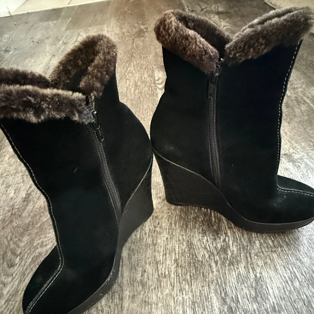 ANTEBI Cold Weather Suede Wedge Bootie 8